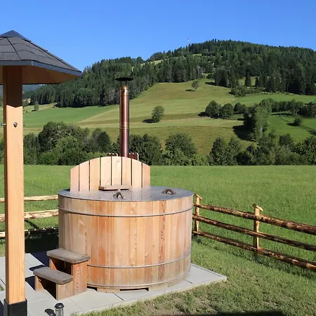 Holiday home Grebenzen 44